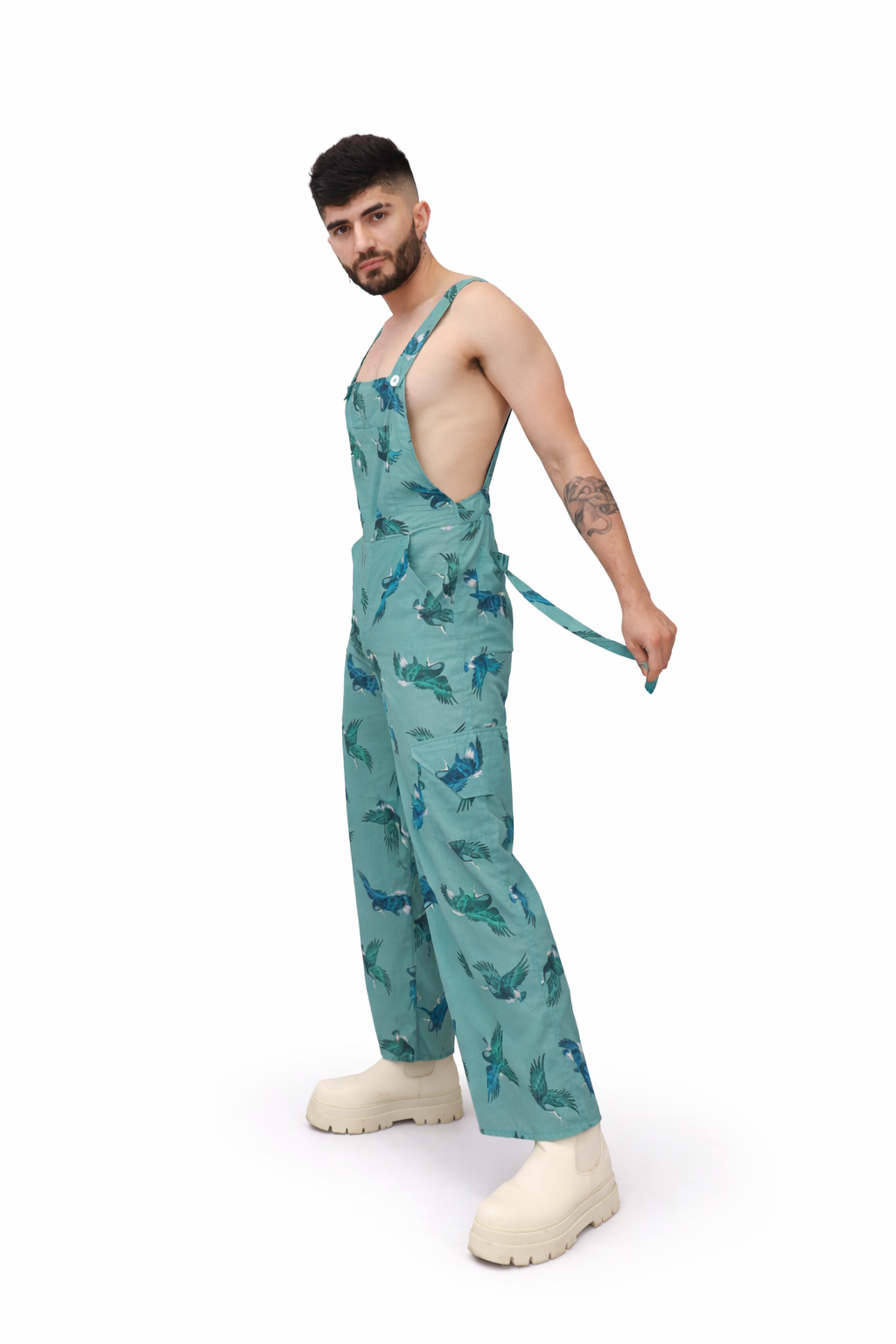 Seafoam Aviary Statement Overall